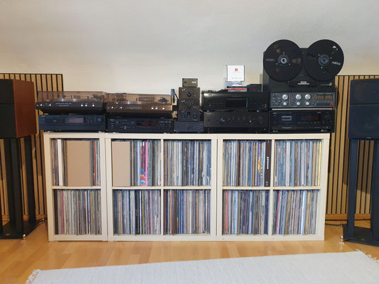 So sieht jetzt mein Setup meiner Musikanlage aus, ganz rechts das REVOX-B77 