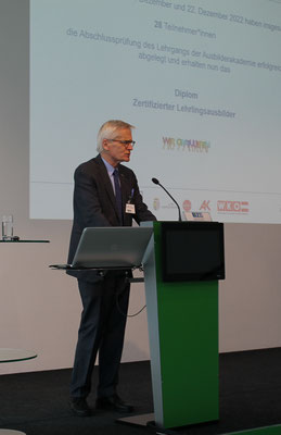 Abschlussrede mit Rückblick auf das Jahr