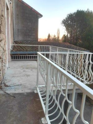 balcon blanc availles limouzine