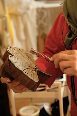 Handarbeit Blockprint Druckprozess
