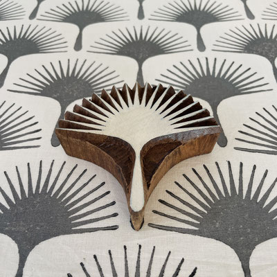 Holzstempel aus Indien für Textildruck und Papierverarbeitung.