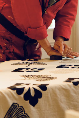 Handarbeit Blockprint Druckprozess