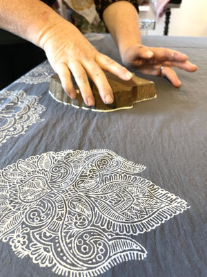 Blockprint - Holzstempel Druck Kurse Schweiz - Wädenswil. Handbedruckte Stoffe