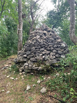 Cairn au sommet du Vuache