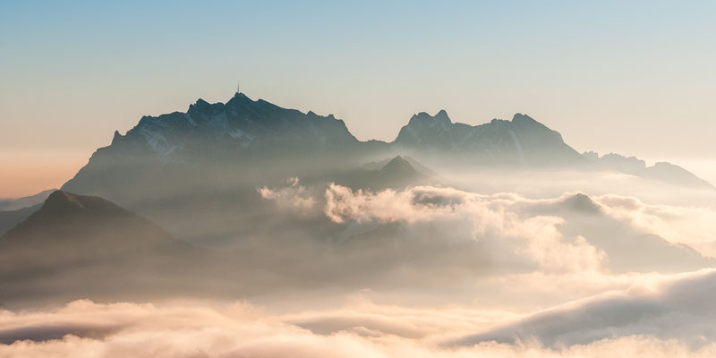 Blick vom Speer bei Morgendämmerung, St. Gallen Schweiz