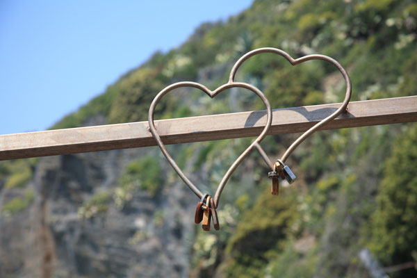 Cinque Terre - European Best Destinations - Way of Love in Cinque Terre - Copyright francesco de marco