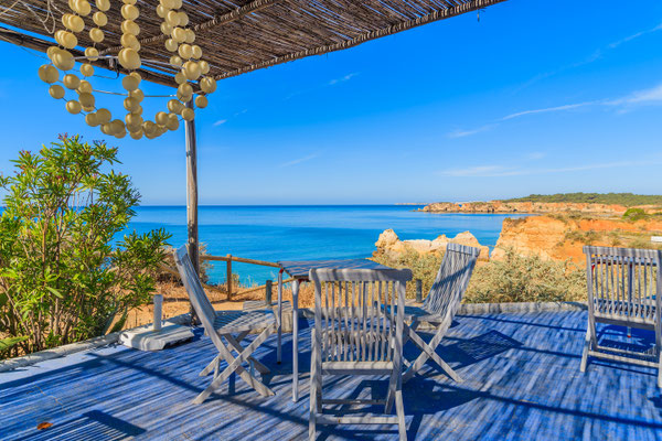 A restaurant near Portimao , Algarve, Portugal by Pawel Kazmierczak