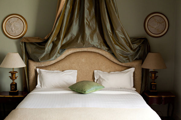 Hotel-Grand-Barrail
