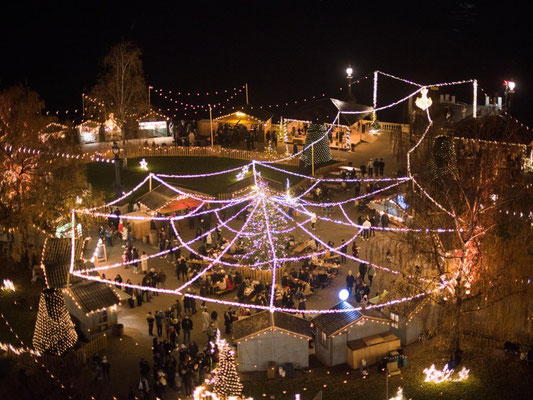 Geneva Christmas Market - Noel Au Quai Copyright Coline Amos Geneva Tourism