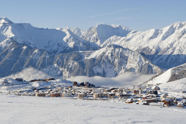 Alpe d'Huez - European Best Ski Resort - Copyright Alpe d'Huez Tourisme