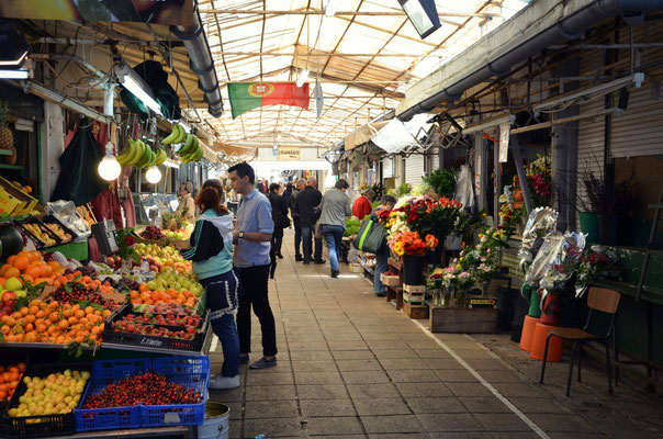 Mercado do Bolhão Market Porto © European Best Destinations