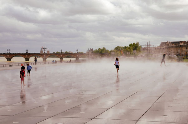 Miroir-d'eau-Bordeaux © EBD