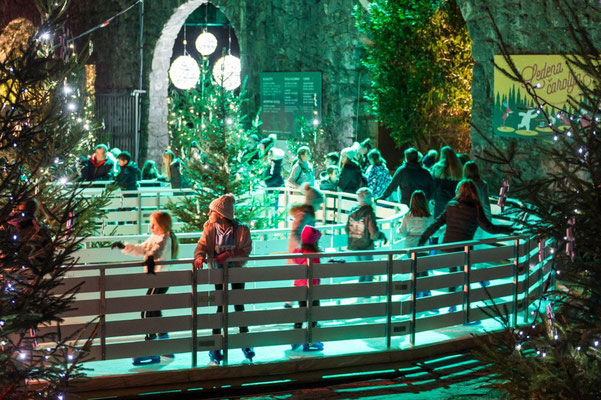 Opatija Christmas Market - Copyright www.visitopatija.com - Anton Unkovic