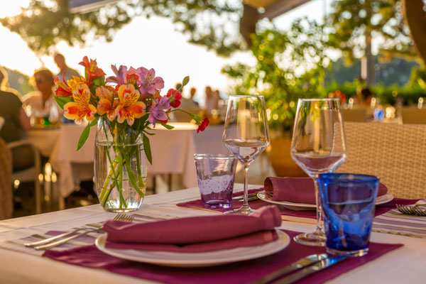 Cavtat Restaurant copyright Shutterstock Editorial 2 Frank Fell Media