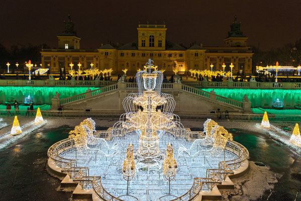 Best Christmas Markets in Europe - Warsaw Christmas Market - Royal Garden of Light in Wilanów_fot. Copyright City of Warsaw