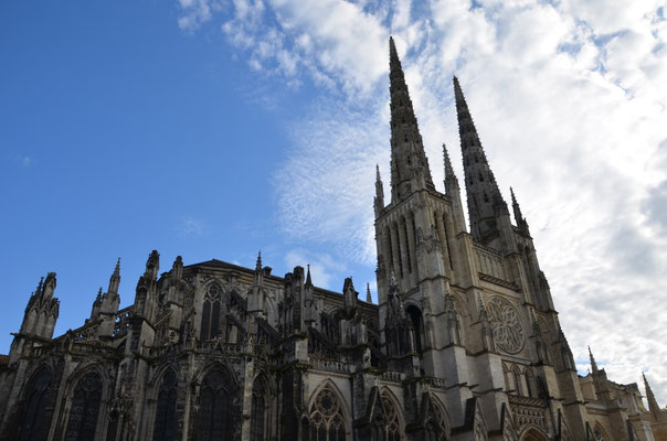 Place-hotel-de-ville-Bordeaux