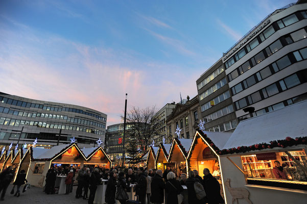 Christmas Market Dusseldorf Copyright Visit Duesseldorf