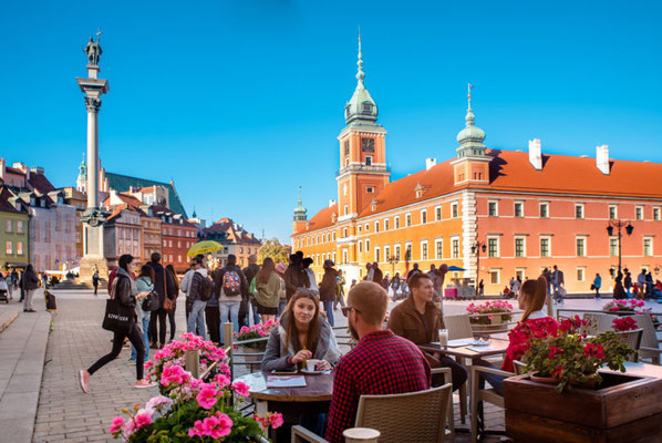 Warsaw European Best Destinations - Zamkowy Square © City of Warsaw