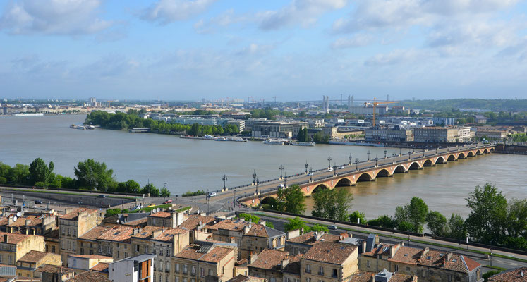 Pont-de-Pierre-Bordeaux