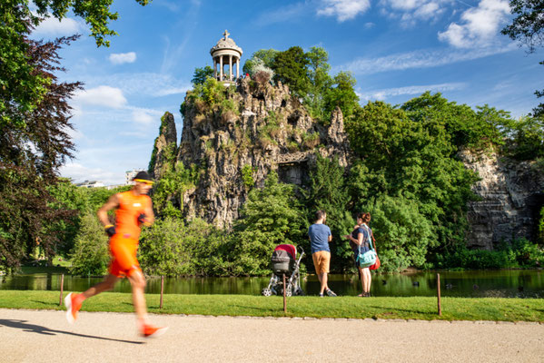 Paris Buttes Chaumont Copyright Editorial Shutterstock Dan Tiego