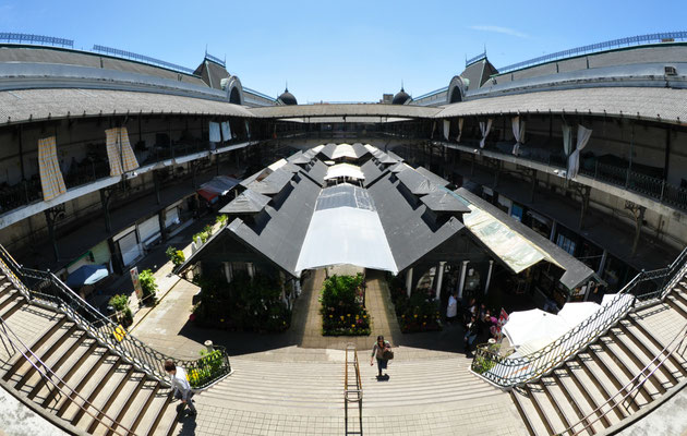 Mercado do Bolhao, Porto, Portugal © European Best Destinations