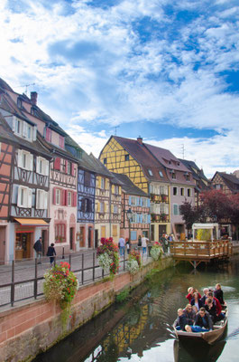 Boat guided tour on the canals of Colmar - Copyright Matthieu Cadiou / European Best Destinations