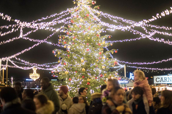 Best Christmas City Breaks in Europe - Geneva Noel Au Quai Christmas Market