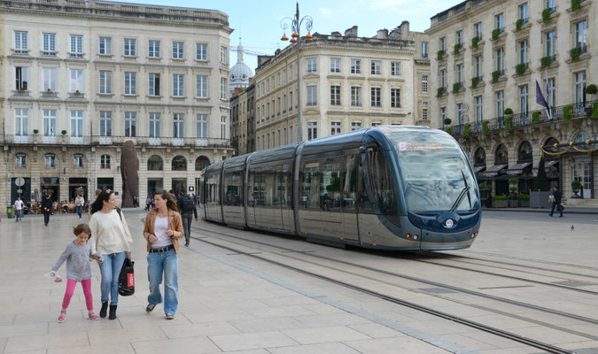 Place-Comédie-Bordeaux