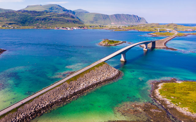 Lofoten Bridge copyright Voyagerix