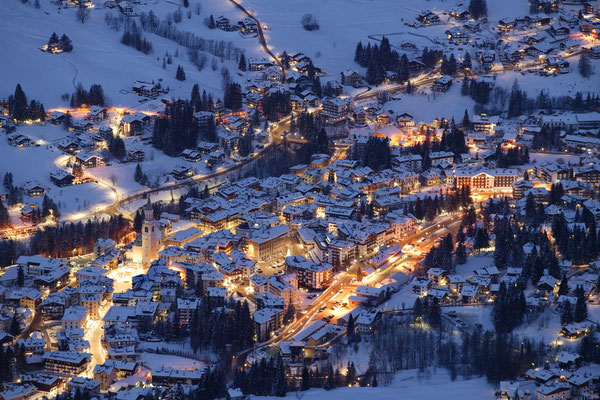 Cortina d'Ampezzo - European Best Ski Resorts - Copyright www.bandion.it