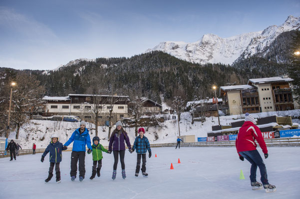 Les Contamines-Montjoie Ski Resort, French Alps ©GillesLansard