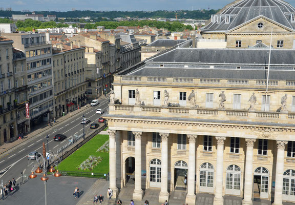 Place-Comédie-Bordeaux