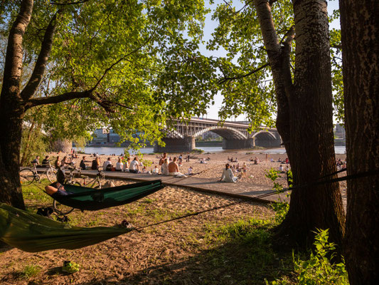 Warsaw European Best Destinations - Beach on the Vistula River_fot. Łukasz Kopeć © City of Warsaw