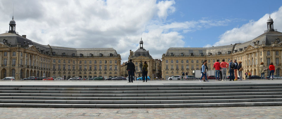 Miroir-d'eau-Bordeaux  © EBD