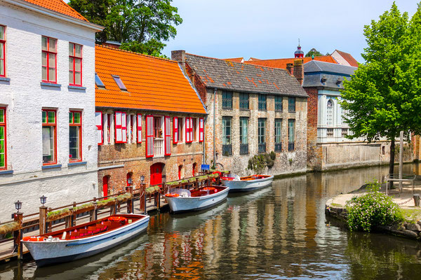 Bruges - European Best Destinations - Medieval houses of Bruges - Copyright  Iam_Autumnshine