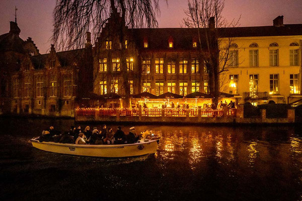 Best Christmas City Breaks in Europe - Bruges Christmas Market -  Copyright© Jan Darthet - Toerisme Brugge - European Best Destinations 