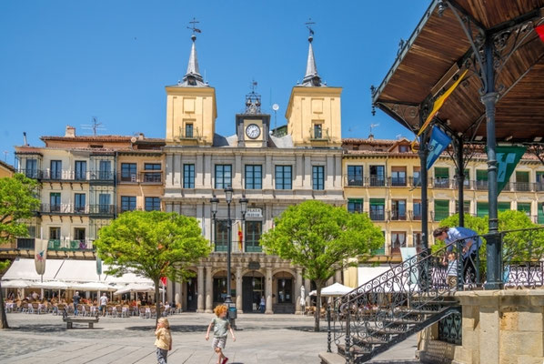 Segovia - Spain - European Best Destinations Copyright Shutterstock Editorial Avillfoto