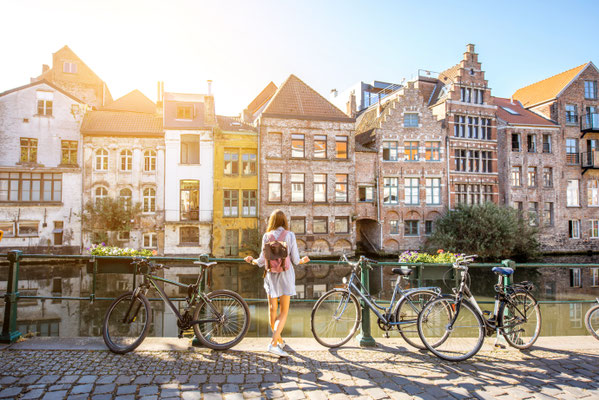 Ghent tourist copyright  RossHelen