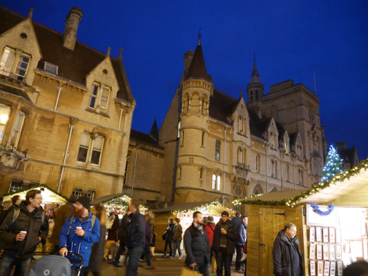 Oxford Christmas Market - Copyright Visit Oxford and OxfordShire