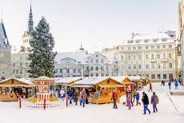 Best Christmas City Breaks in Europe - Tallinn Christmas Market - Copyright dimbar76