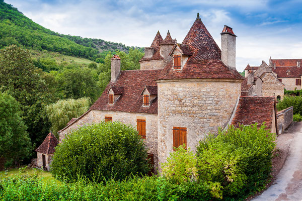 Medieval stone houses in the beautiful village of Autoire, region Languedoc-Roussillon-Midi-Pyrenees, department Lot, France - Copyright duchy