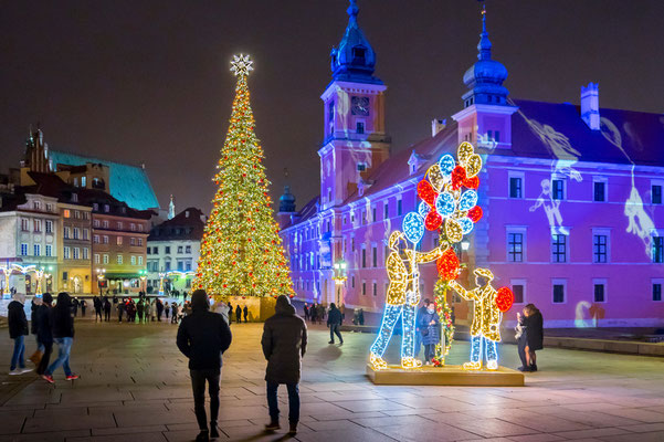 Warsaw Christmas Market copyright Iluminacja na Placu Zamkowym, fot. Filip Kwiatkowski