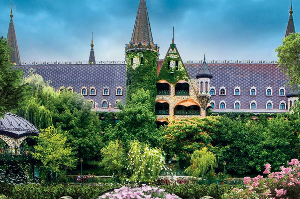 Best Fairy Tale Castles in Europe - Ravadinovo Castle - www.windcastle.eu