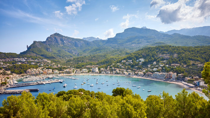 Soller - European Best Destinations copyright Maciej Bledowski 