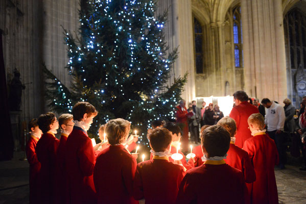 Winchester Cathedral's Christmas Market - Best Christmas Markets in the UK - Copyright winchester-cathedral.org.uk/christmas - European Best Destinations