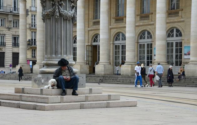 Place-Comédie-Bordeaux