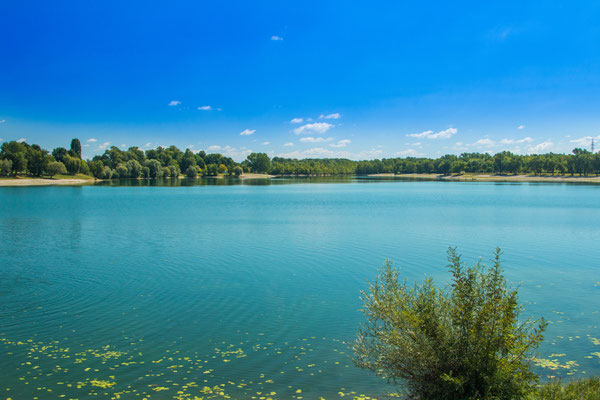 Beautiful Jarun lake in Zagreb on a sunny summer day - Copyright iascic