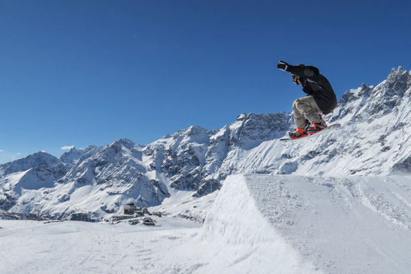 Best Ski Resorts in Europe - Cervinia Valtournenche - Copyright Enrico Romanzi