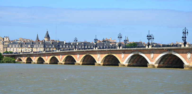 Pont-de-Pierre-Bordeaux