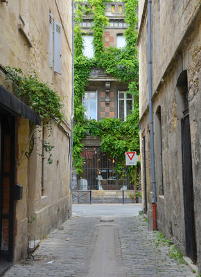 Rue-Notre-Dame-Bordeaux